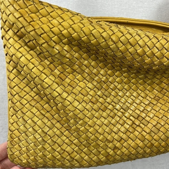 Borse In Pelle Made In Italy Genuine Leather Yellow Woven Boho Crossbody Purse - Picture 5 of 12